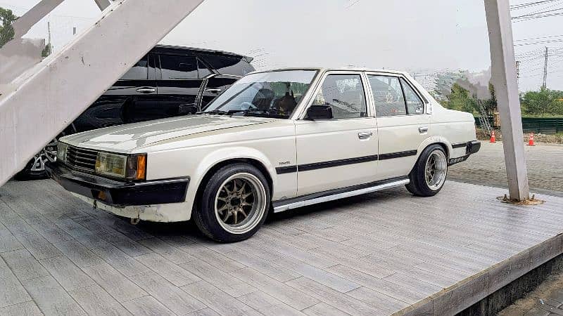 Toyota Corona 1983 8