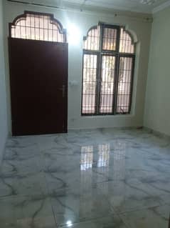 1 Kanal Upper Portion Available For Small Family