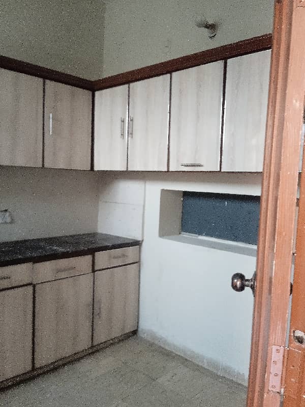 1 Kanal Upper Portion Available For Small Family 6