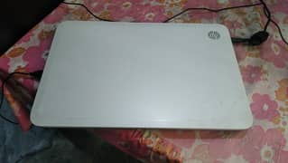 urgently sale my laptop I7 3RD GEN(4GB RAM ) (240 SSD )17000