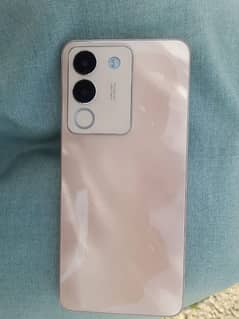 vivo v29e Condition 10/10 urgent sale  8+8/256 with all accessorie