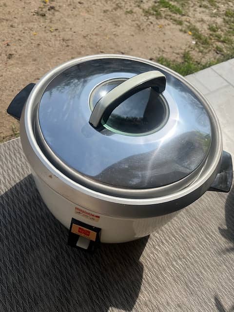 National Rice Cooker Electric 2.8 Litres 5