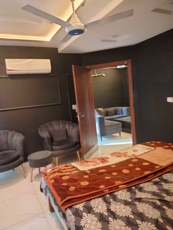 One Bed Apartment For Rent Per day And Short Stay Avil In Bahria town Lahore 2