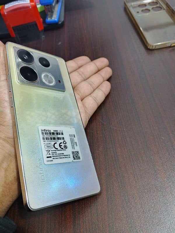 infinix note 40 4