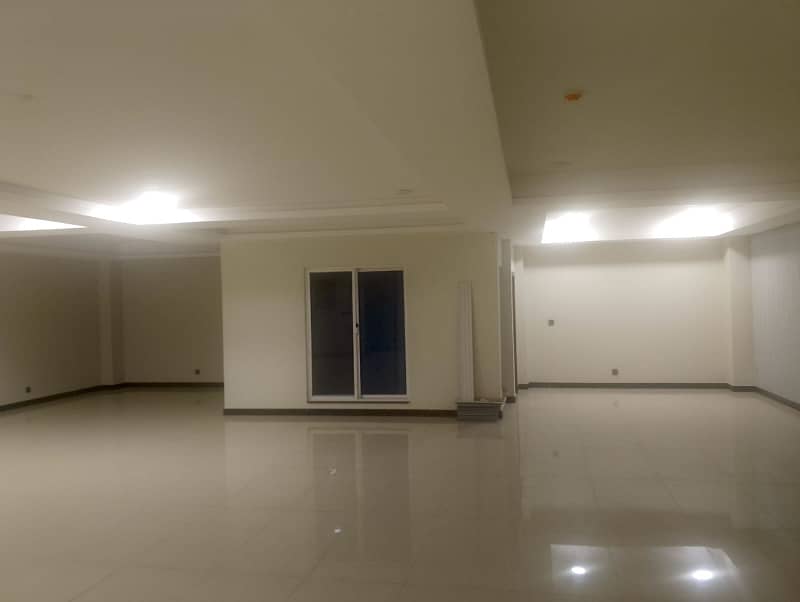 BRAND NEW HALL AVALIBLE FOR RENT (ONLY FOR OFFICES) 0