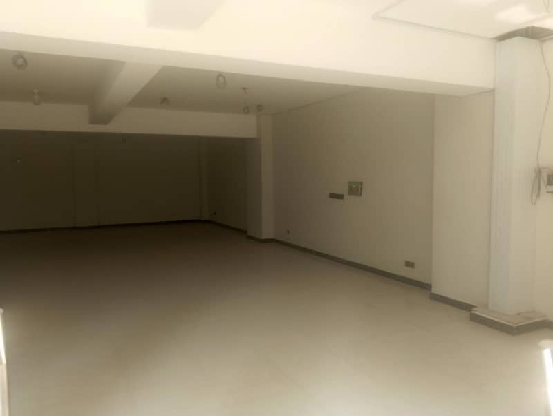 BRAND NEW HALL AVALIBLE FOR RENT (ONLY FOR OFFICES) 16