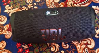 JBL Harman charge5 speaker