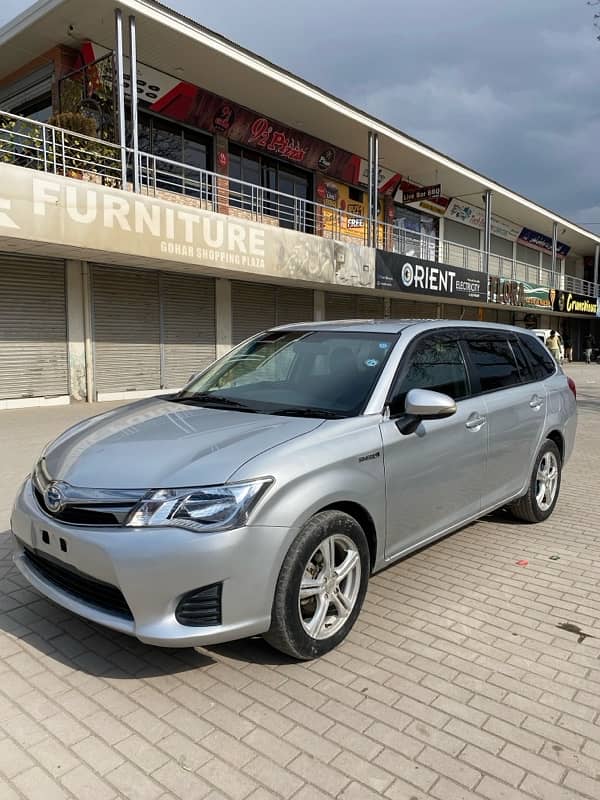 Toyota Corolla Fielder 2014 4