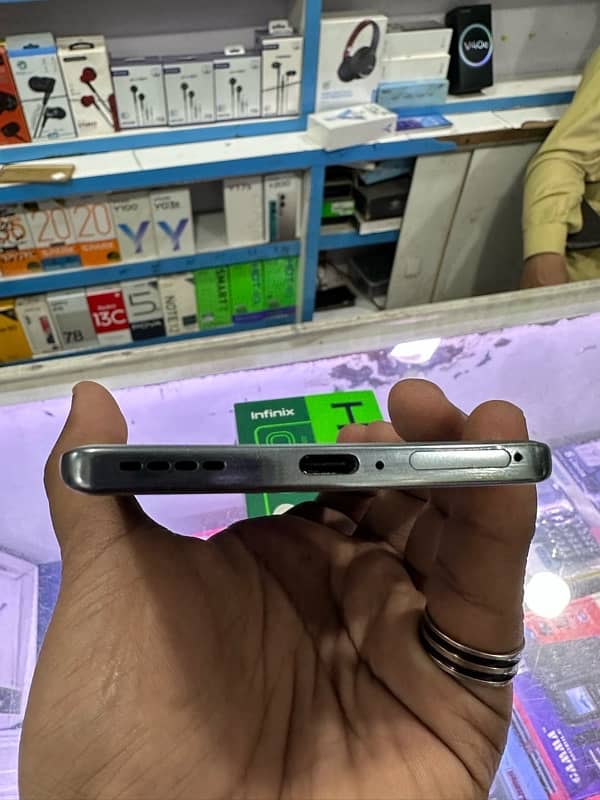 Infinix Hot 50 pro plus 3