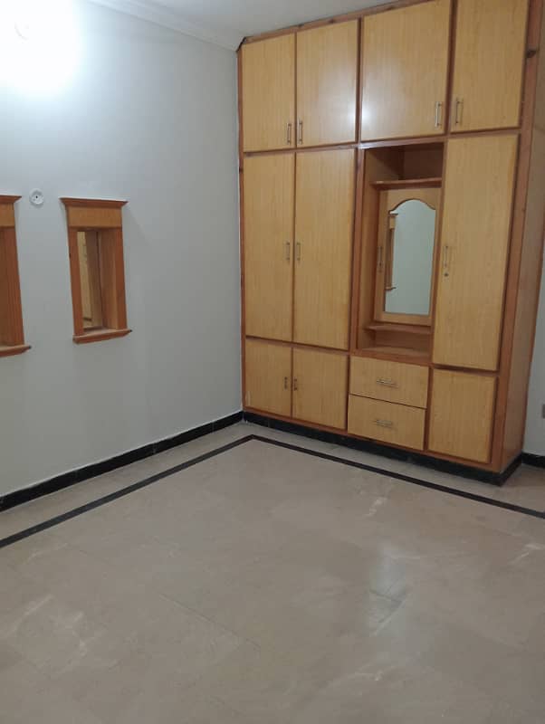 4marla 2beds tv lounge kitchen attached baths neat clean upper portion for rent in G 13 1 Islamabad 4