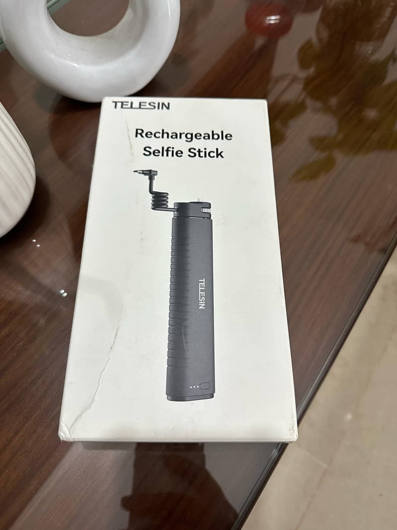 TELESIN 10,000mAh Rechargeable Selfie Stick 2