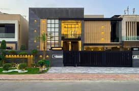 A BEAUTIFUL 1KANAL HOUSE FOR SALE IN OVERSEAS B EXT BAHRIA TOWN LAHORE