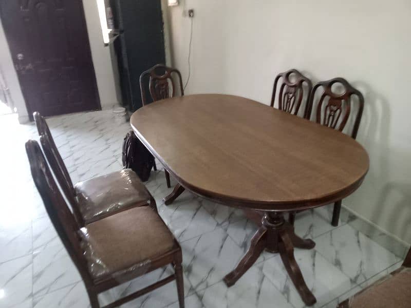 dinning table with 6 seats 1