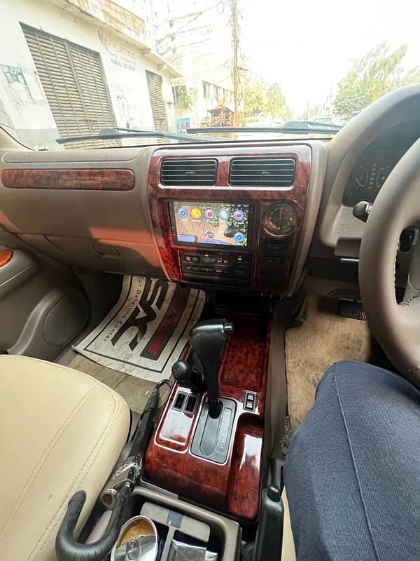 Toyota Land cruiser Prado 2000 9