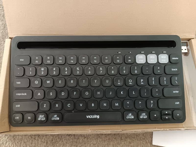 VICTSING WIRELESS OTG KEYBOARD 1