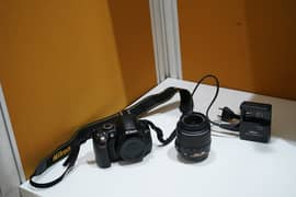 Nikon D3000 + 18-55mm Lens + charger + Battery + Bag