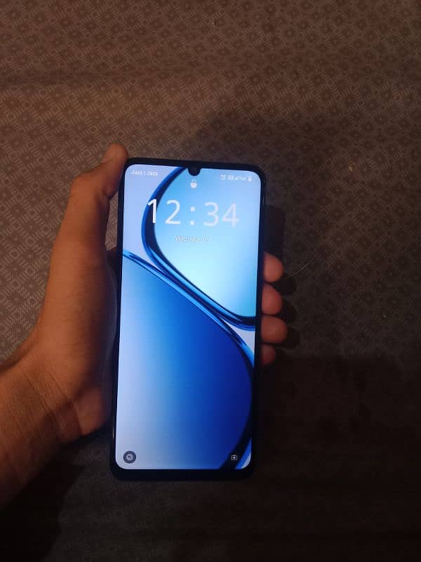 realme C51 4/64 1