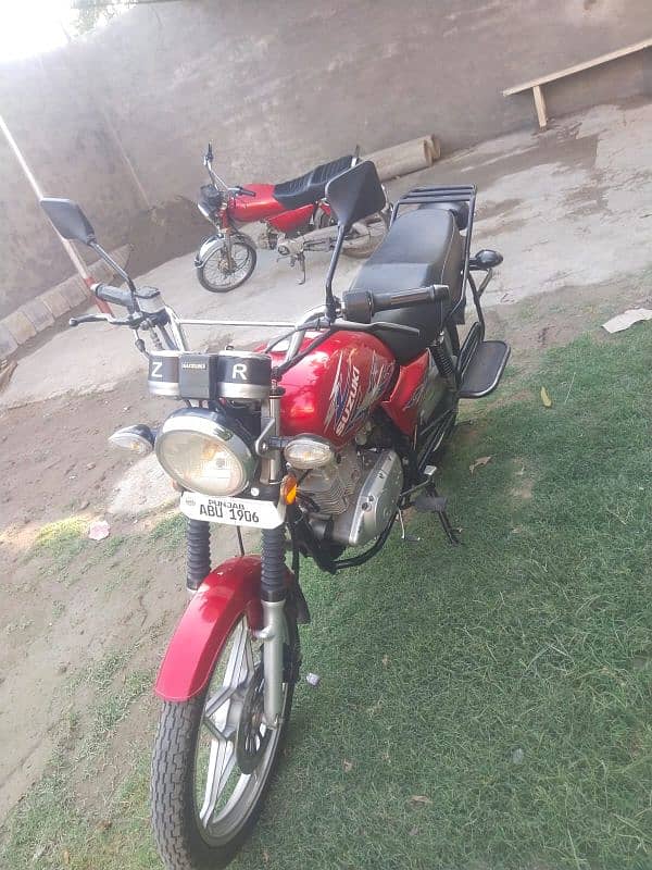 Suzuki GS150 Special Edition 1