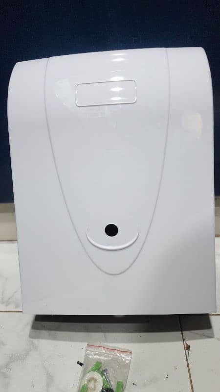 tissue dispenser 1