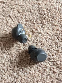 Selling Samsung galaxy Buds FE buds only