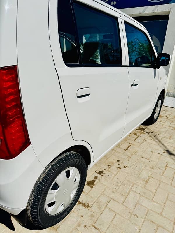 Suzuki Wagon R 2017 14