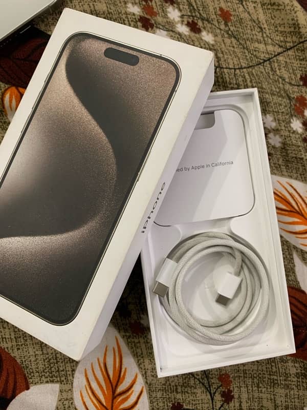 i phone 15 pro 256gb Factory unlock 2