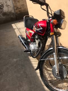 Honda 125 lush condition All Punjab number engine A1 no work required