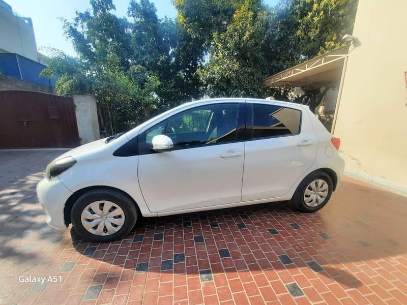 Toyota Vitz 2014  installed bank lease 5