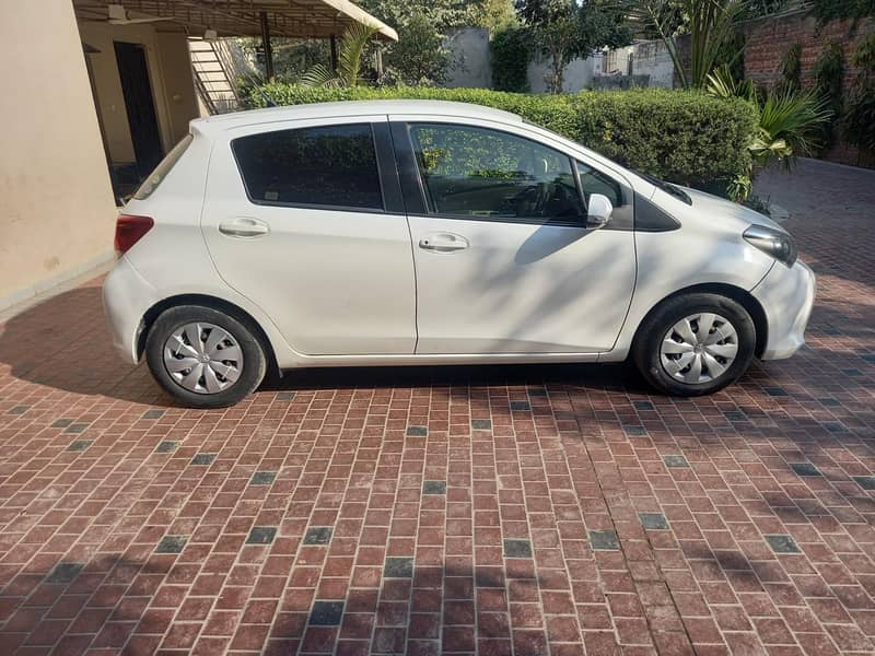 Toyota Vitz 2014  installed bank lease 10