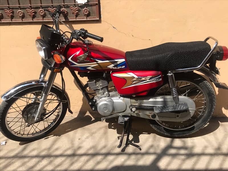 Honda 125 2020 in reasonable price lush condition no work required 2