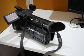 Sony HVR-Z1E 1080i HD Camcorder with accessories and bag