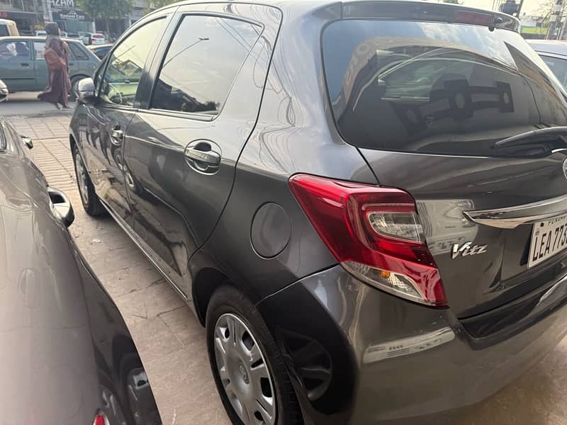 Toyota Vitz 2016 3