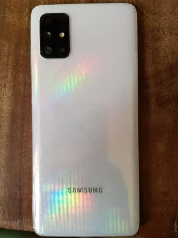 Samsung Galaxy A71 1