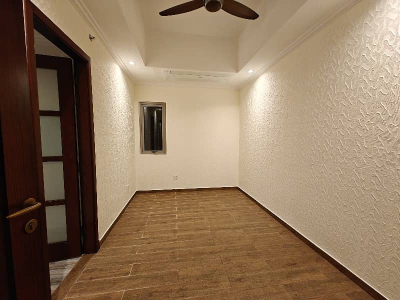 3 Bedrooms Apartment in Sukh Chayn 4