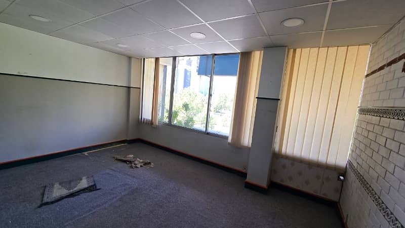 3000 Square Feet Office For Rent Is Available In Blue Area 4