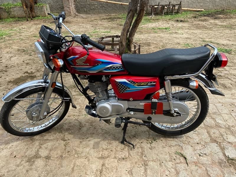 HONDA 125 Red 2024 1