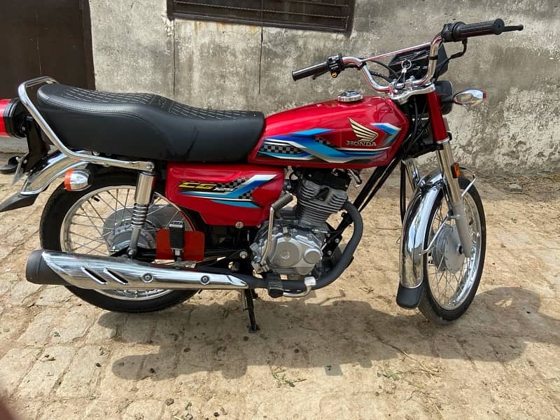 HONDA 125 Red 2024 3