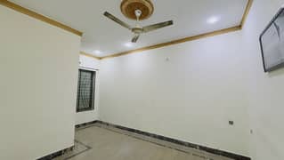 6 Marla Beautiful Ground Portion Available For Rent In Malik Collony Sialkot