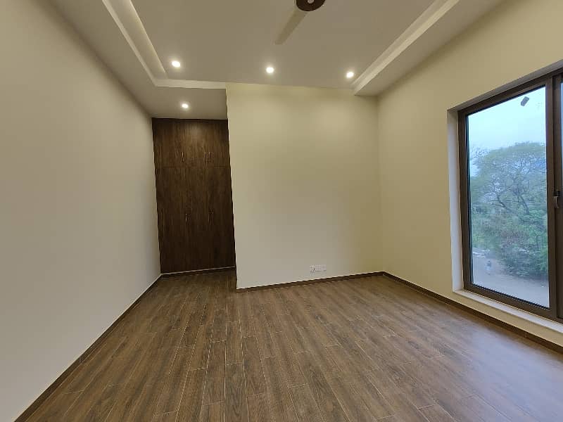 666 Sq. Yd Brand New House For Sale 5