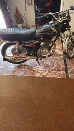 honda 125 2020 model black color