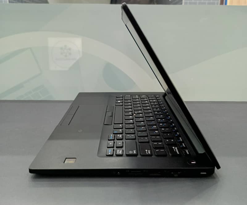 Dell Latitude 7490 - Intel Core i7-8thGen|8GB RAM|256GBSSD 6