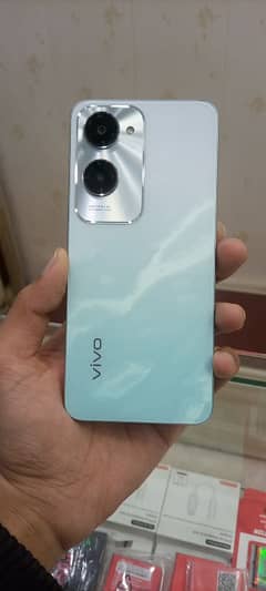 Vivo Y18 6/128 and 4/128 Just box open