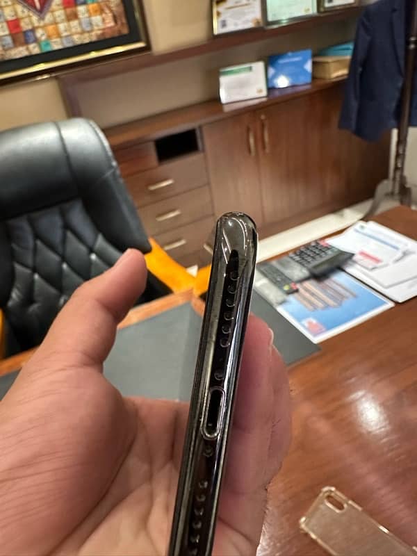 Iphone X . PTA approved Waterpack phone ,Almost scratchless like 10/10 7