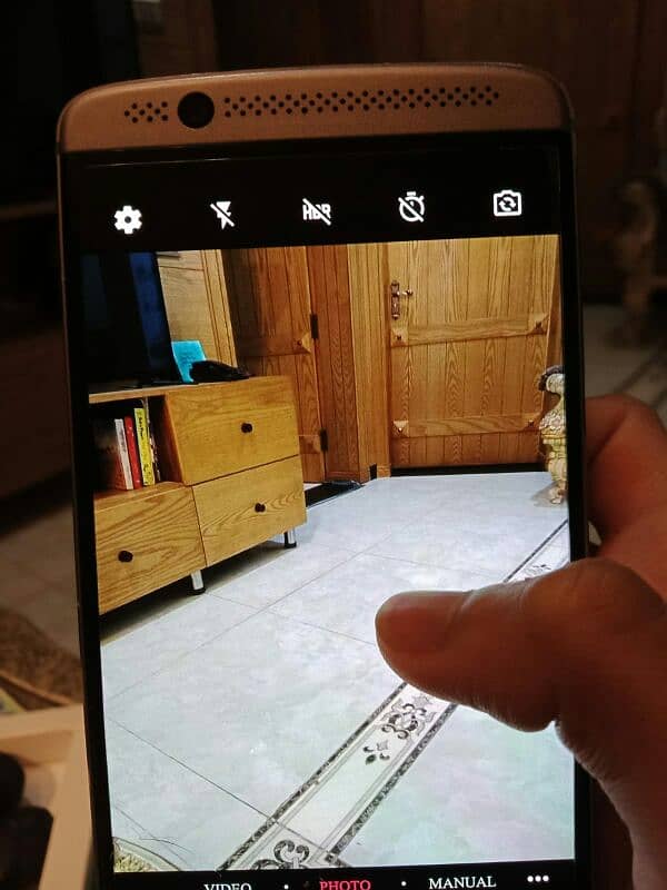 ZTE B 2017 G new condition used few months scratchless (negotiable) 1