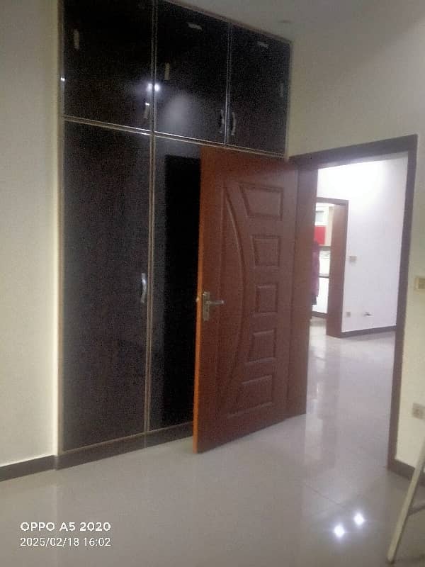 10 Marla Upper Portion Available For Rent In Naspak Housing Society Phase 3 5