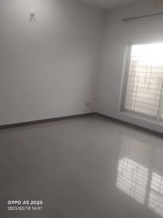 10 Marla Upper Portion Available For Rent In Naspak Housing Society Phase 3