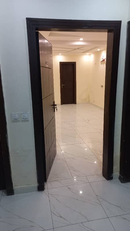 STUDIO LIKE A BRAND NEW GOOD EXCELLENT CONDITION IDEAL FLAT FOR RENT IN BAHRIA TOWN LAHORE 19