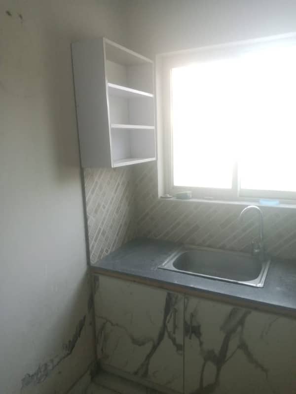 1 BED LIKE A BRAND NEW GOOD CONDITION EXCELLENT FLAT FOR RENT IN BAHRIA TOWN LAHORE 14