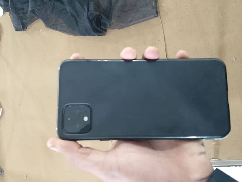 google pixel 4 xl with box non pta 4 64 10/10 condition only Whatsapp 1