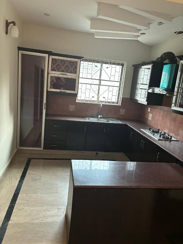 8 MARLA LIKE A BRAND NEW EXCELLENT GOOD HOUSE FOR RENT IN UMAR BLOCK BAHRIA TOWN LAHORE 20